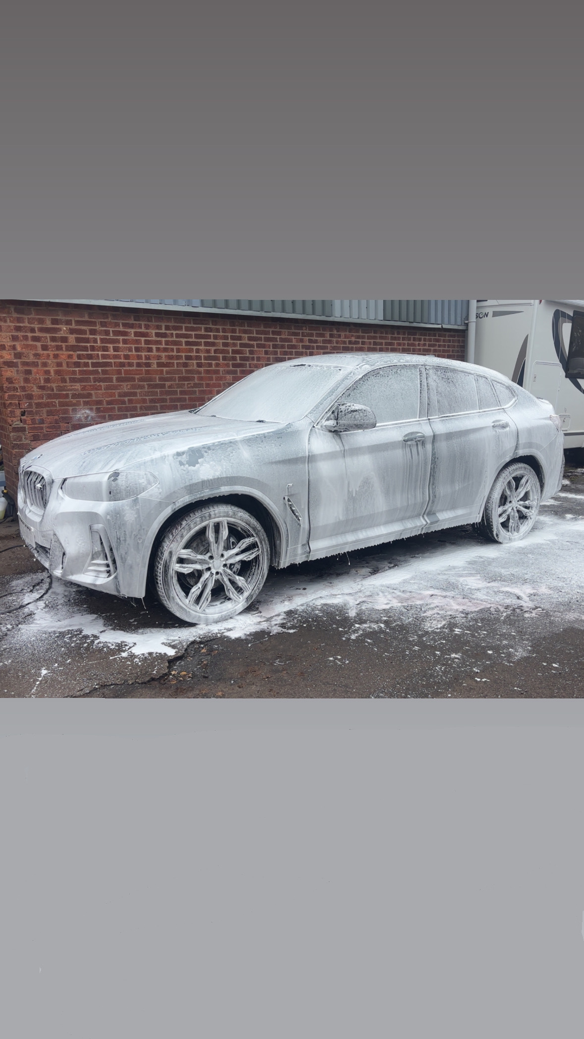 Snow Foam Pre-Wash — BMW X4